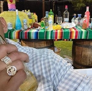 Meet your Posher, Leonel